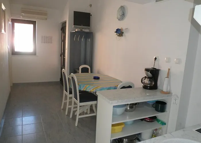 Appartamento With Parking Space Lopar, Rab - 14089 *